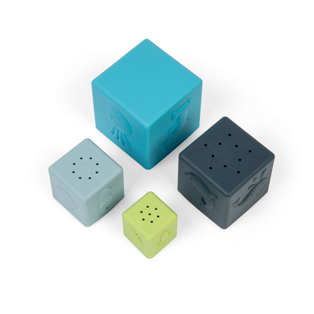 Stacking Cubes