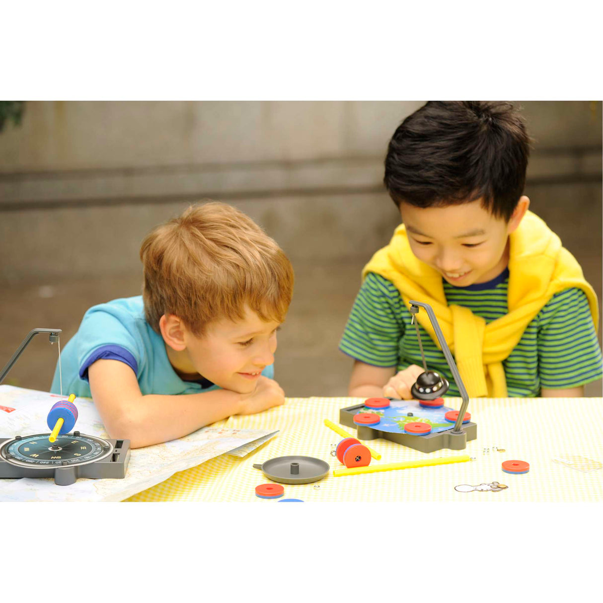 KidzLabs - Anti Gravity Maglev - Damaged Box