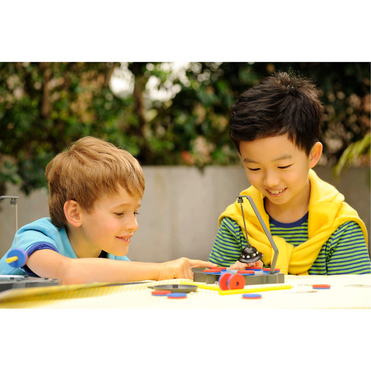 KidzLabs - Anti Gravity Maglev - Damaged Box