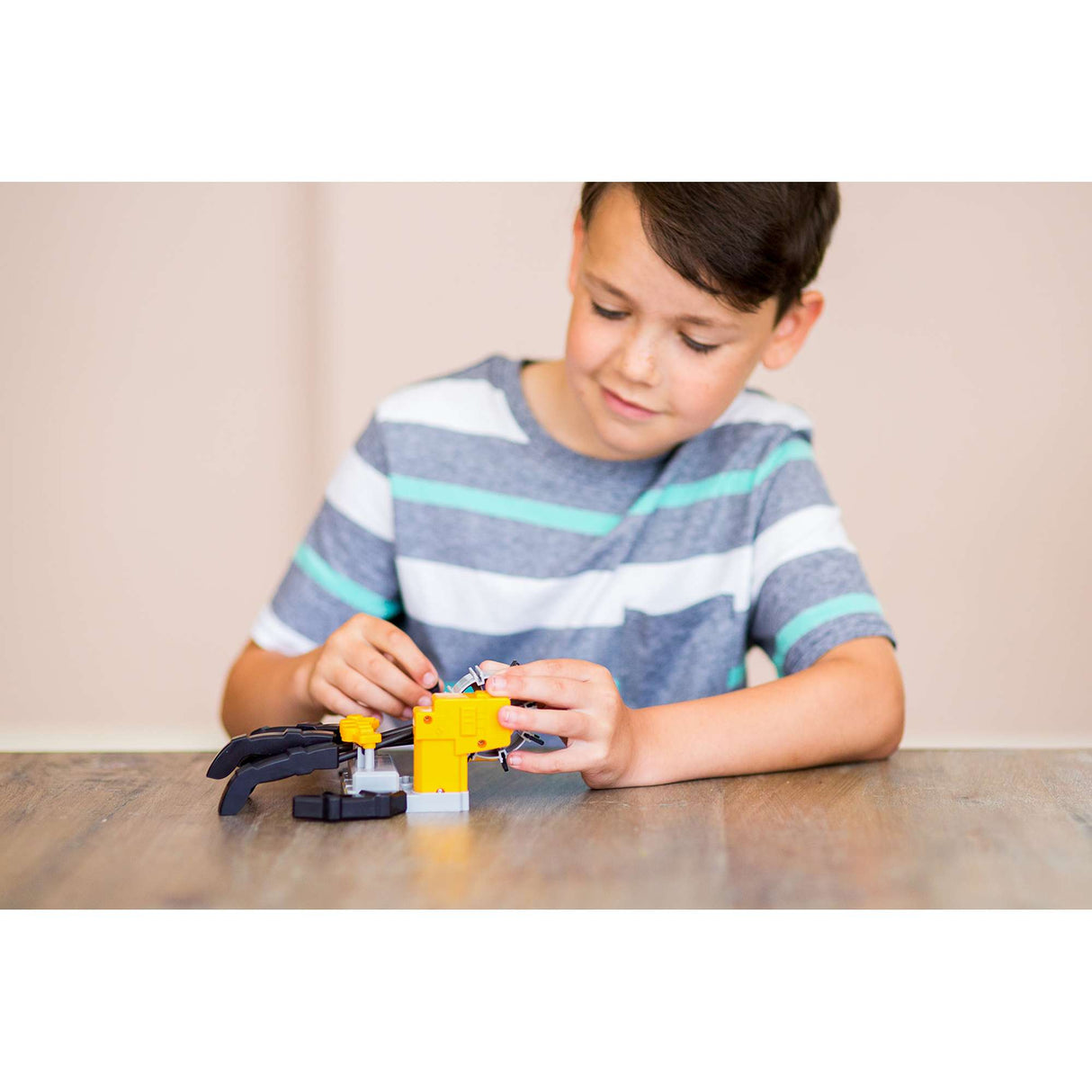 KidzRobotix - Motorised Robot Hand