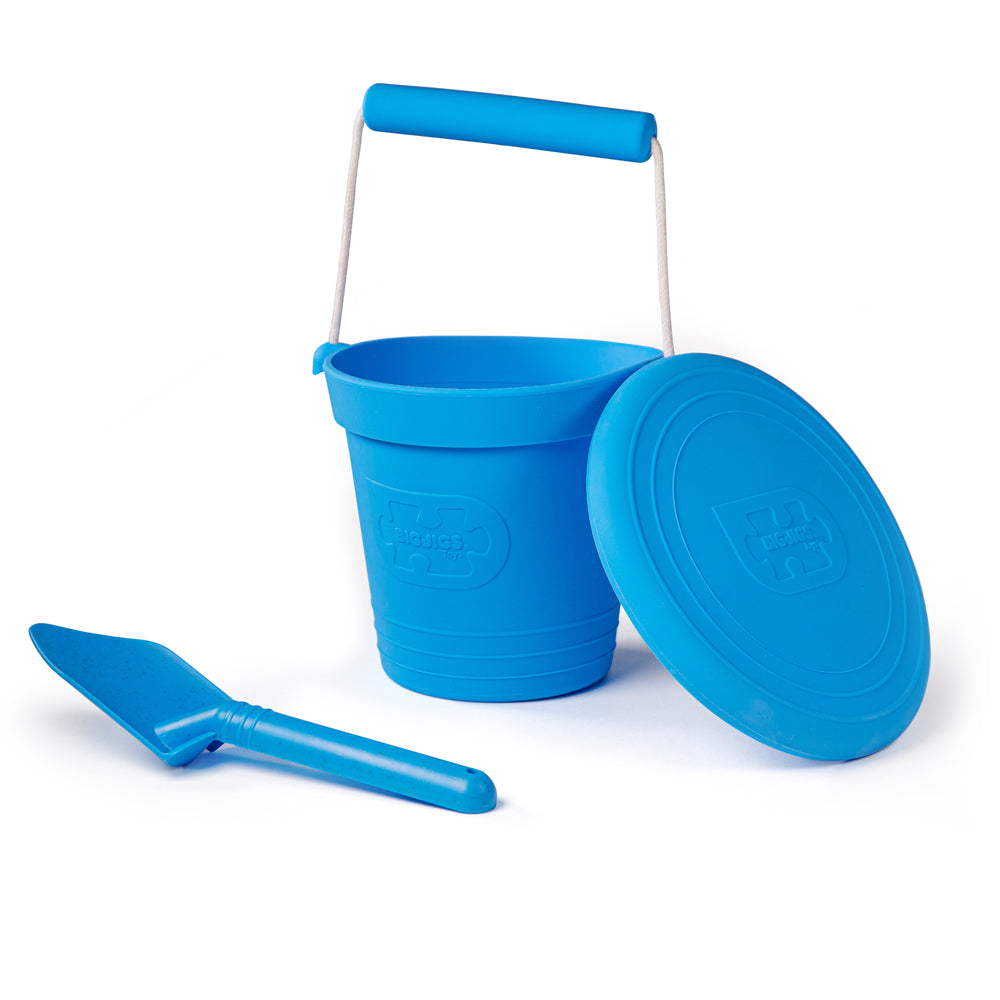 Bigjigs Toys 33OB Ocean Blue Silicone Bucket, Flyer and Spade Set