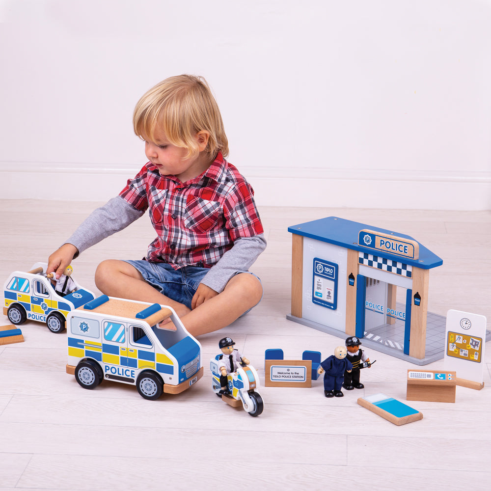 Police Van - DAMAGED BOX