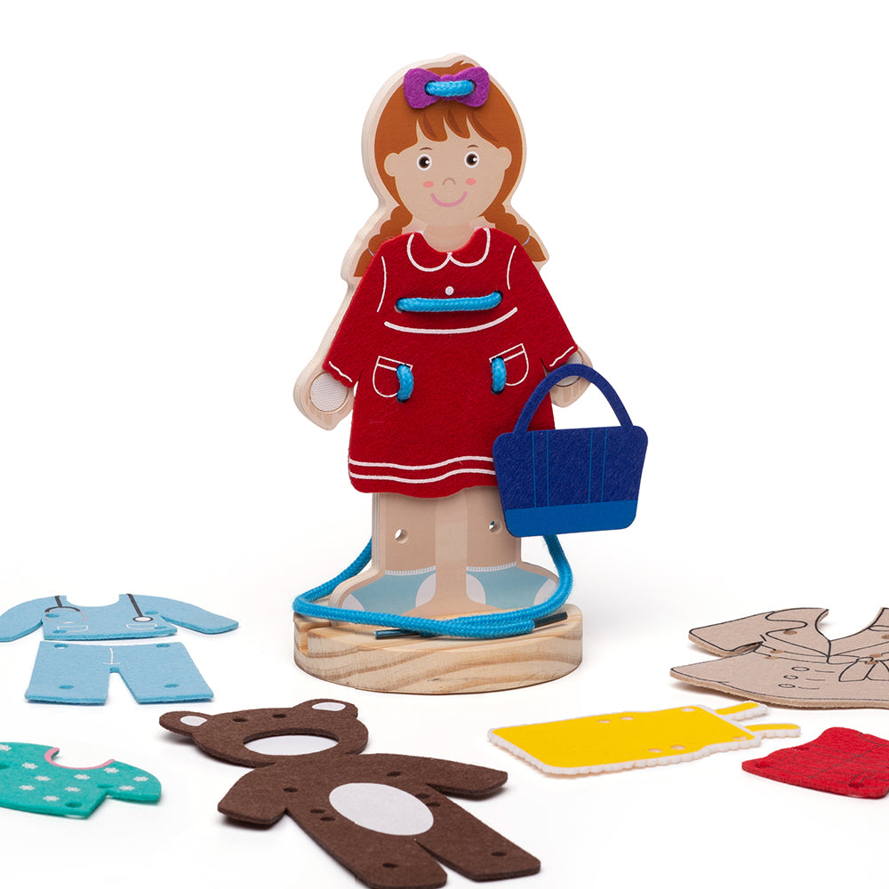 Lacing dress-up girl