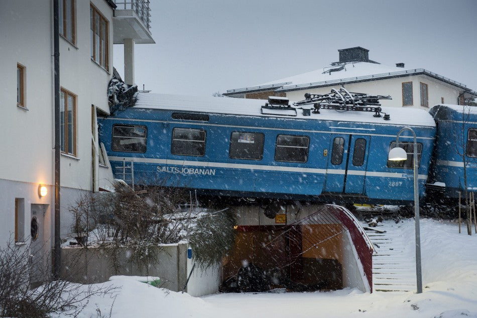 Cleaner Crashes Stolen Train