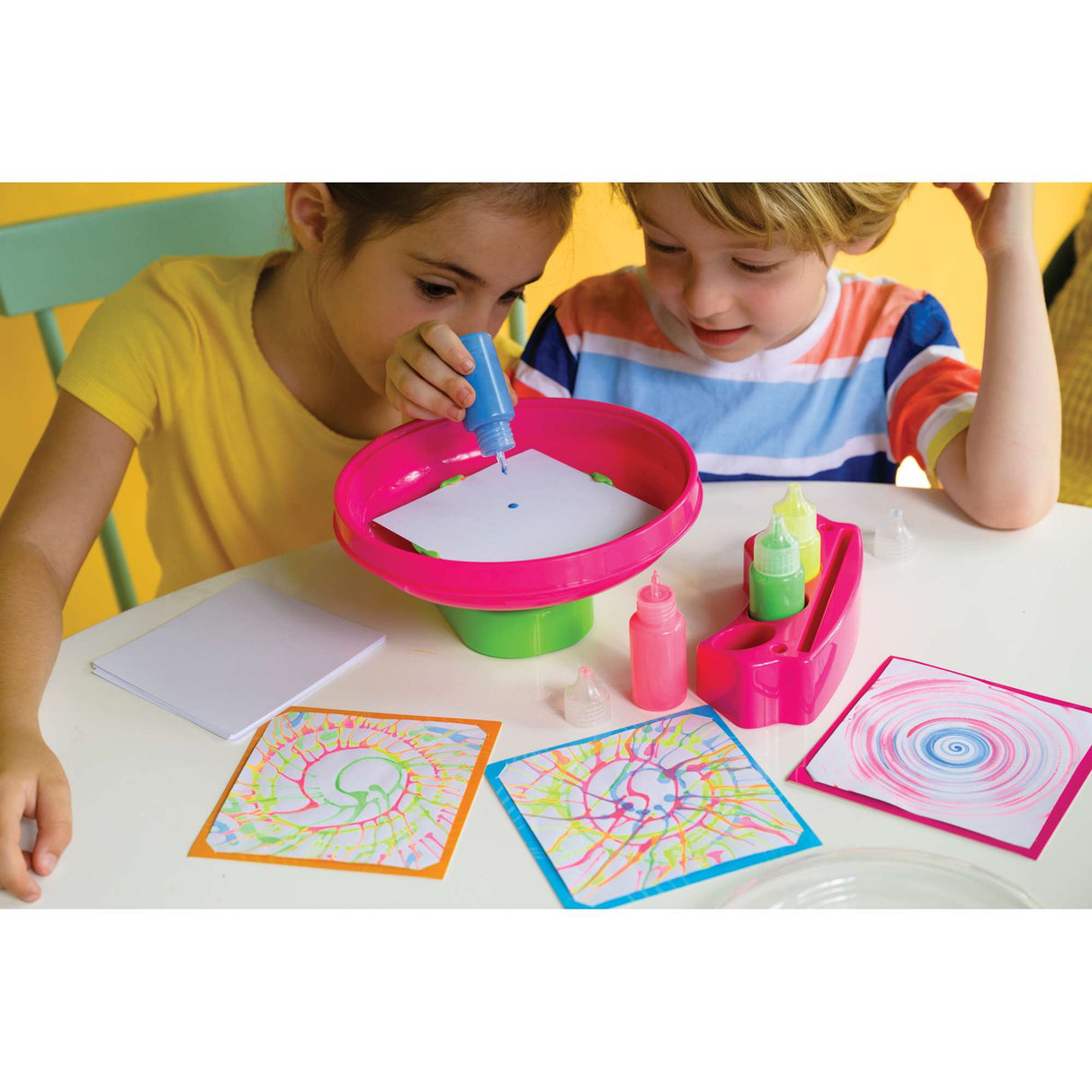 Thinking Kits - Tornado Spin Art