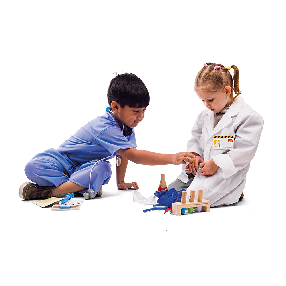scientist-dress-up-damaged-box-34064-4
