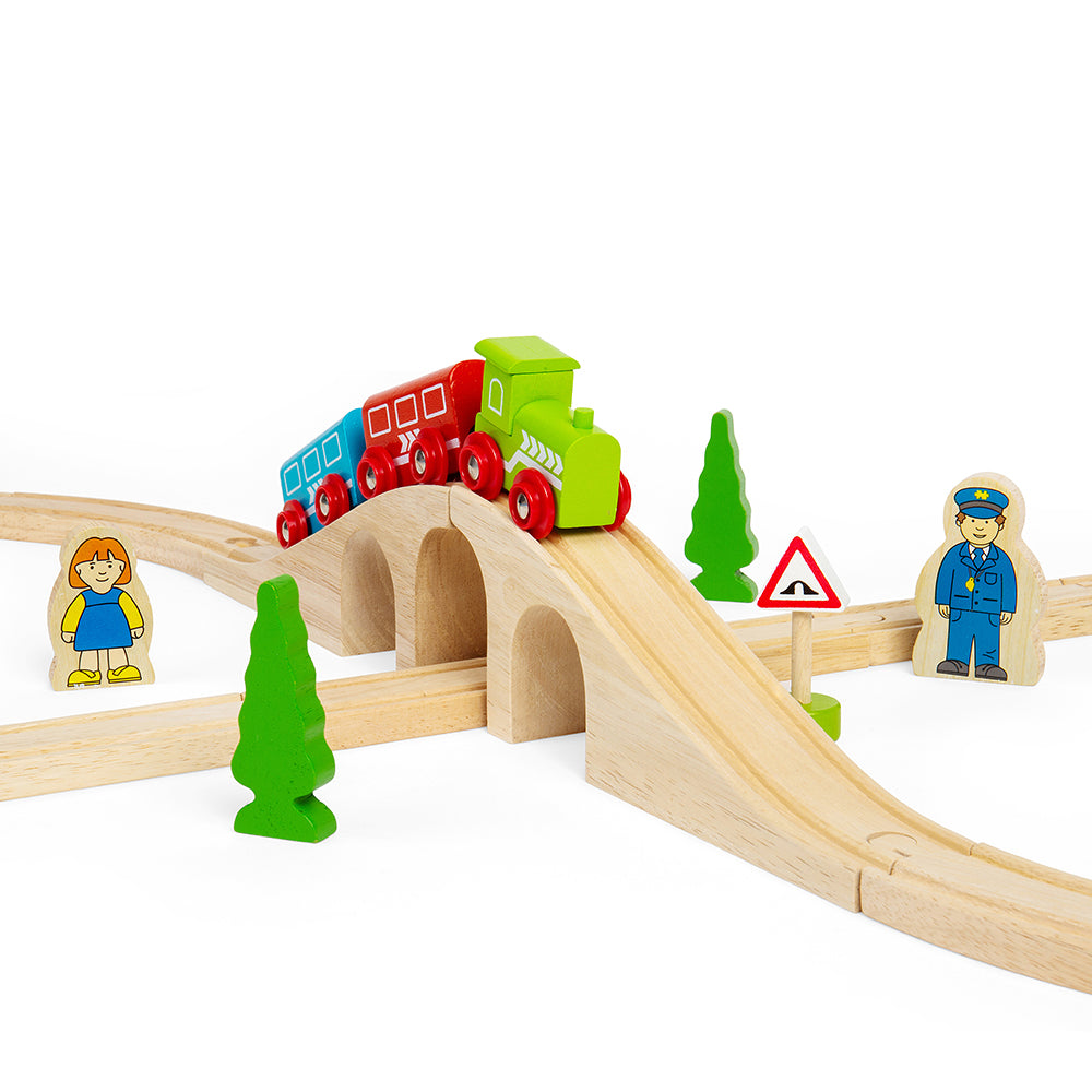 figure-of-eight-train-set-damaged-box-BJT012-2
