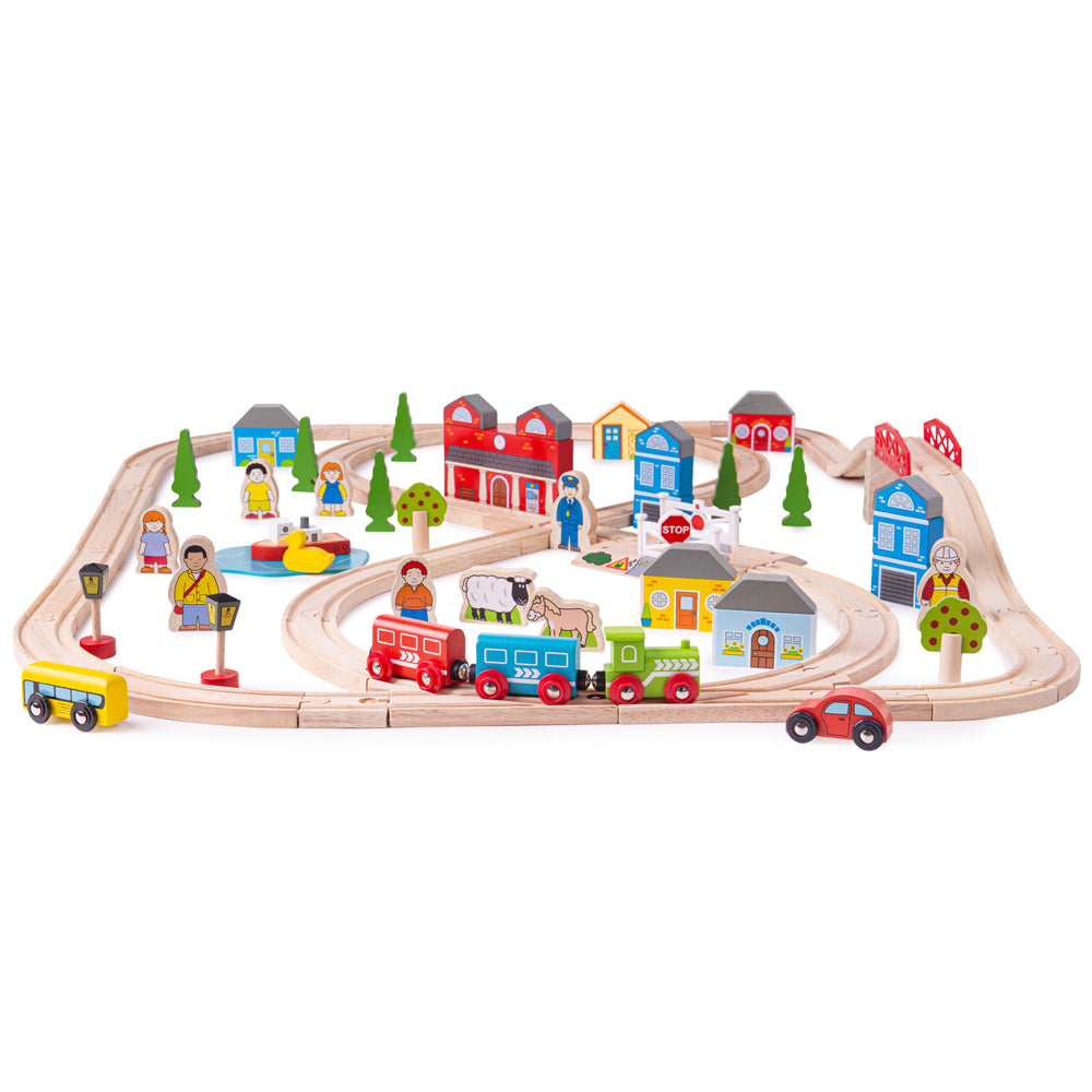 town-and-country-train-set-damaged-box-BJT015-1