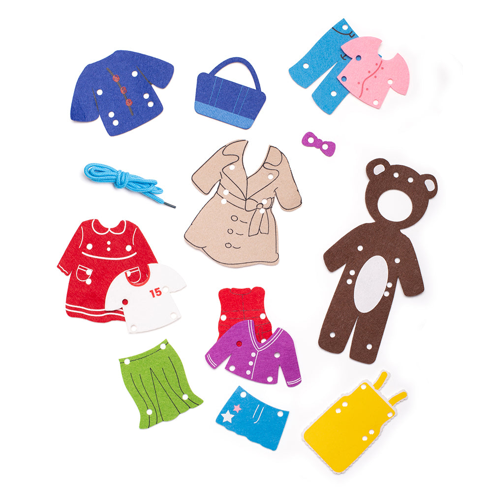 Lacing dress-up girl