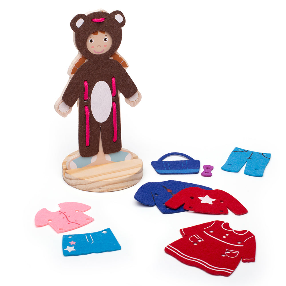 Lacing dress-up girl