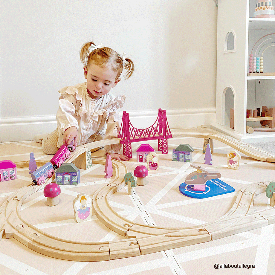 Bigjigs fairy train deals set