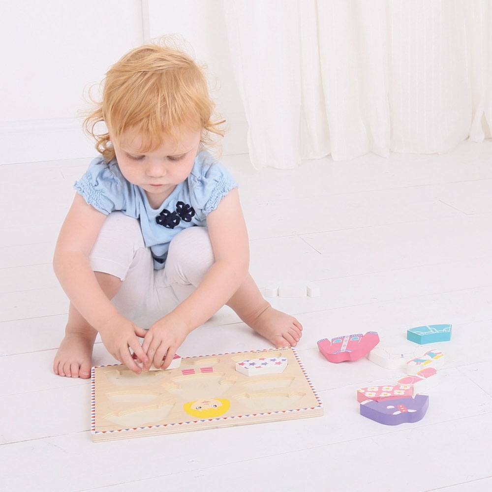 Dressing Girl Puzzle | Puzzles | Bigjigs Toys