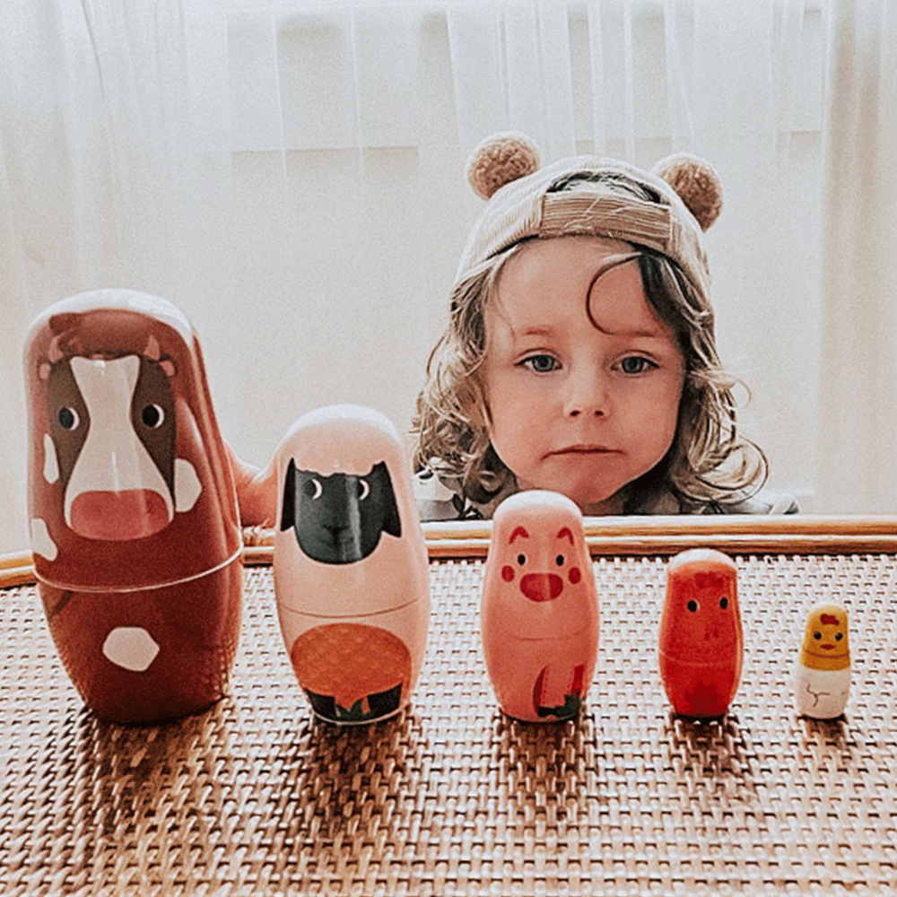 Kids shop russian dolls